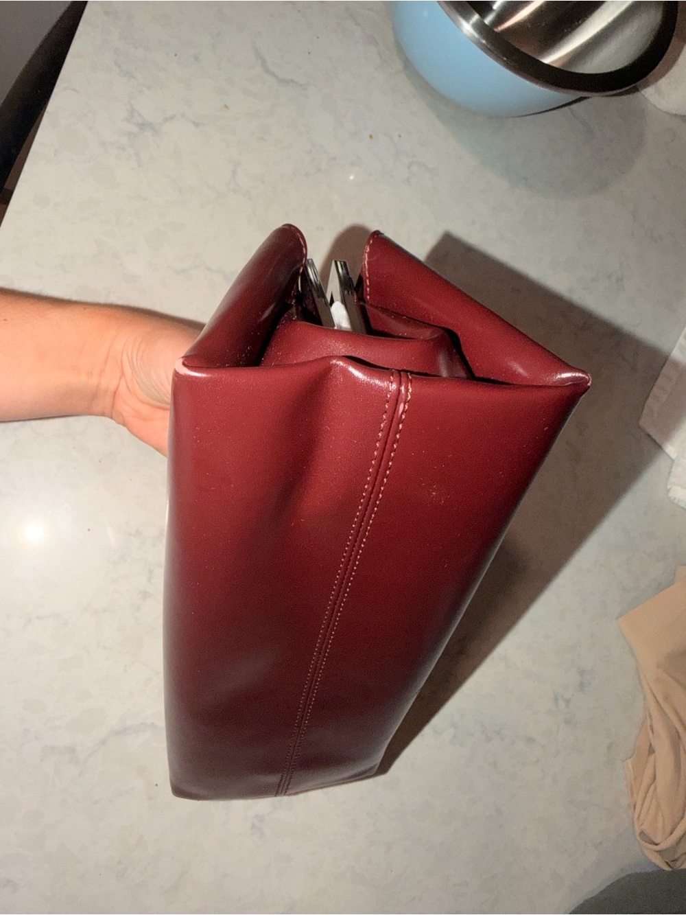 Verafied Burgundy Éclair Bag - Picture 7 of 10